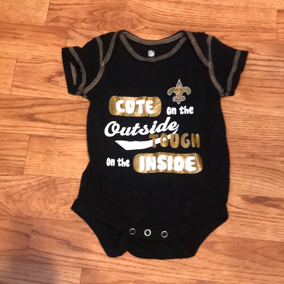 Nike & Saints onesies sizes 0-3 Months - Picture 8 of 10